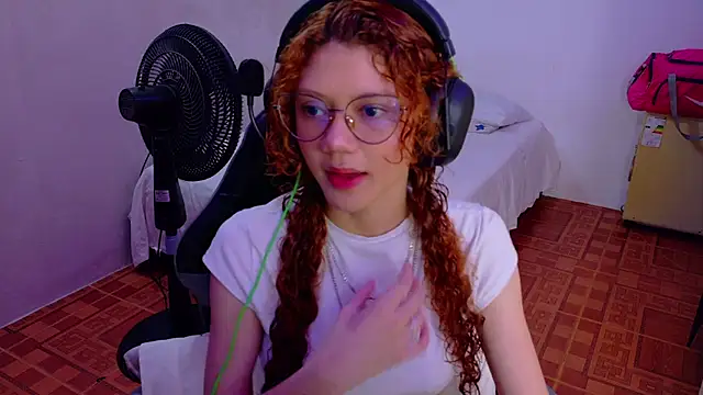 Birdie 0 online show from 11/03/25, 12:50