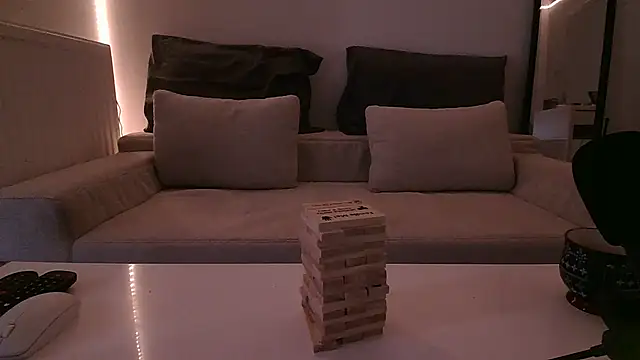 lexi-may online show from 09/15/25, 05:57