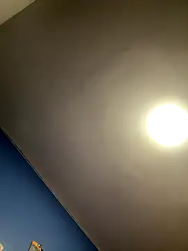 Snapshot of stevo170t chatting on 10/13/25, 01:49 stevo170t online show from 10/13/25, 01:49