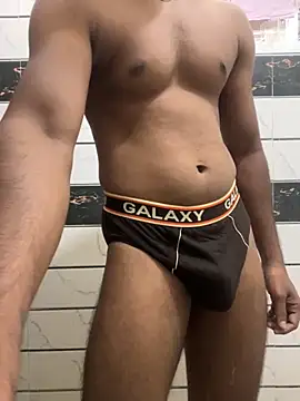 x7bong online show from 10/21/25, 04:35