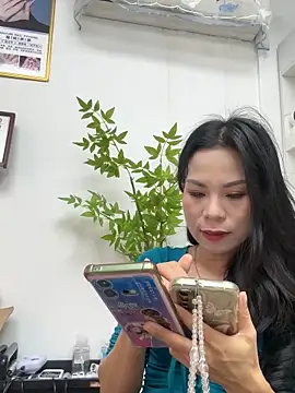 Baby-mmm online show from 11/08/25, 04:23