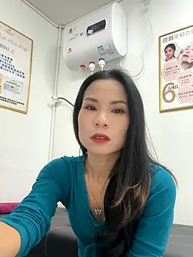 Baby-mmm online show from 11/11/25, 06:02