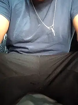 Snapshot of juan_penetreitor chatting on 10/24/25, 06:32 juan penetreitor online show from 10/24/25, 06:32