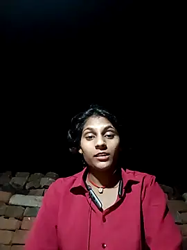 Snapshot of Jyoti_thakurr chatting on 09/18/25, 05:15 Jyoti thakurr online show from 09/18/25, 05:15