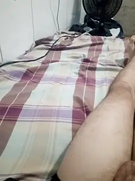 kelvinjesus34 online show from 10/16/25, 01:39