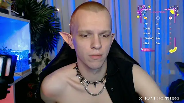 frozen boy online show from 11/20/25, 08:08