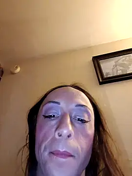 Snapshot of IronMax777 chatting on 11/02/25, 04:15 IronMax777 online show from 11/02/25, 04:15