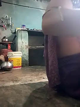 Snapshot of gulapi-gulistan180 chatting on 09/22/25, 05:09 gulapi-gulistan180 online show from 09/22/25, 05:09