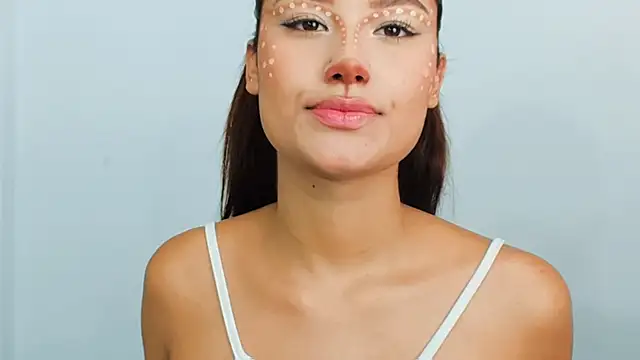 Snapshot of alasska_18 chatting on 10/15/25, 09:59 alasska 18 online show from 10/15/25, 09:59