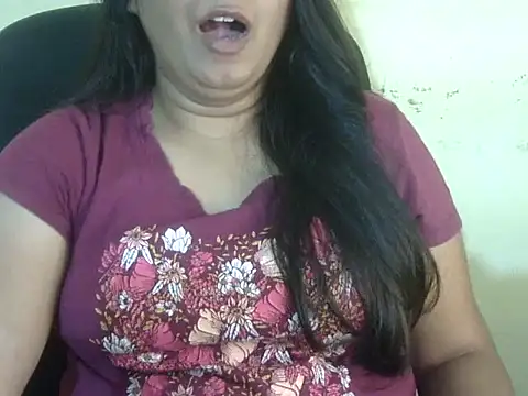 Aanya Hazel online show from 10/24/25, 08:05