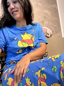 Snapshot of PrincessYYara chatting on 10/13/25, 02:44 PrincessYYara online show from 10/13/25, 02:44