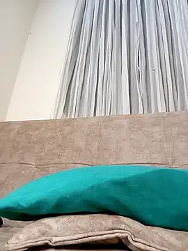 Marian Zeller online show from 10/28/25, 09:13