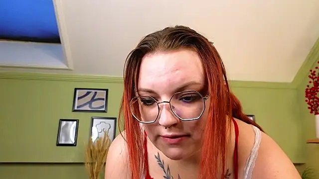 Snapshot of AlisaDream_ chatting on 09/15/25, 03:01 AlisaDream online show from 09/15/25, 03:01