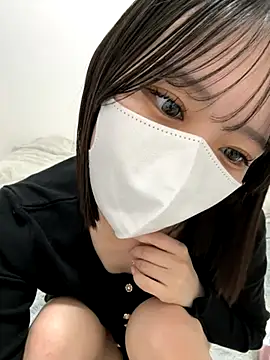 Snapshot of Ribon_n chatting on 11/05/25, 03:23 Ribon n online show from 11/05/25, 03:23