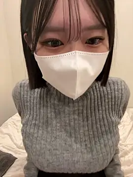 Snapshot of Ribon_n chatting on 11/18/25, 03:27 Ribon n online show from 11/18/25, 03:27