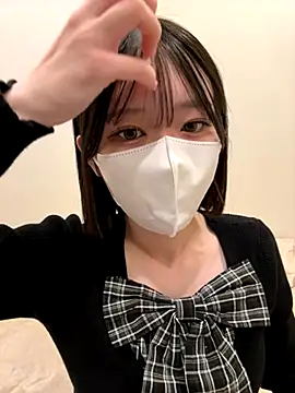 Snapshot of Ribon_n chatting on 11/19/25, 03:23 Ribon n online show from 11/19/25, 03:23