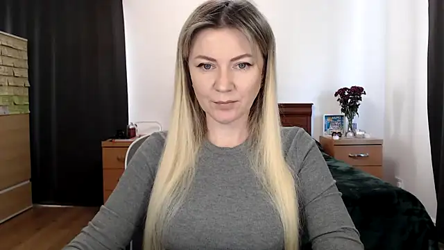 ParadiseAlina online show from 11/20/25, 02:39