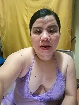 hotlyn45 online show from 10/20/25, 09:04