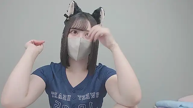 Sakura sweety online show from 10/23/25, 07:40