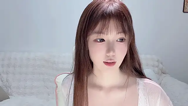 Xiao-runbao online show from 11/14/25, 01:32