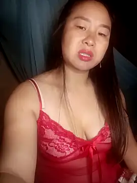 Snapshot of suki-lady chatting on 09/09/25, 03:11 suki-lady online show from 09/09/25, 03:11