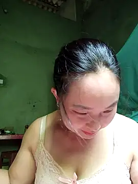 Snapshot of suki-lady chatting on 09/12/25, 01:49 suki-lady online show from 09/12/25, 01:49