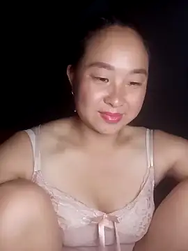 Snapshot of suki-lady chatting on 09/12/25, 01:55 suki-lady online show from 09/12/25, 01:55