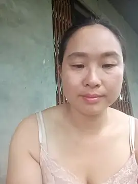 Snapshot of suki-lady chatting on 09/16/25, 04:24 suki-lady online show from 09/16/25, 04:24