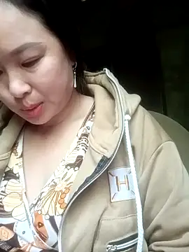 suki-lady online show from 11/07/25, 02:11