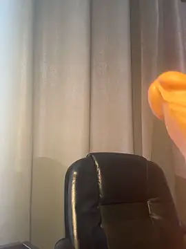 Snapshot of -RAHELA- chatting on 10/19/25, 07:09 -RAHELA- online show from 10/19/25, 07:09