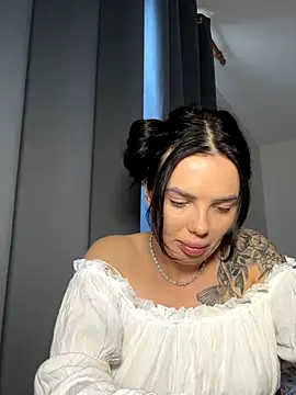 Snapshot of -RAHELA- chatting on 10/26/25, 09:48 -RAHELA- online show from 10/26/25, 09:48