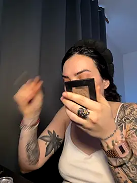 Snapshot of -RAHELA- chatting on 11/06/25, 07:42 -RAHELA- online show from 11/06/25, 07:42