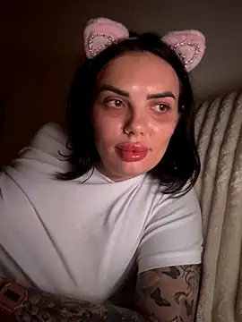 Snapshot of -RAHELA- chatting on 11/10/25, 10:42 -RAHELA- online show from 11/10/25, 10:42