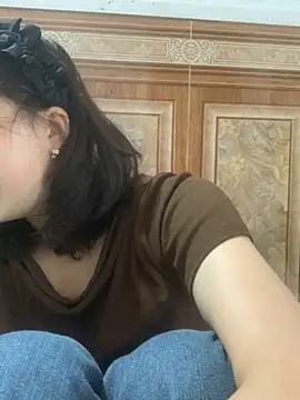 Lonnina online show from 10/23/25, 02:00