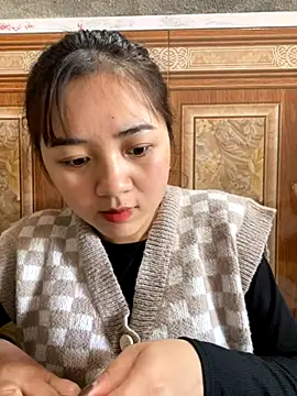 Lonnina online show from 11/15/25, 06:00