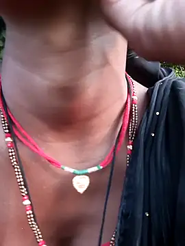 Snapshot of Fasfas2 chatting on 09/21/25, 01:07 Fasfas2 online show from 09/21/25, 01:07