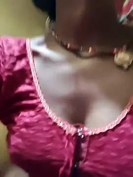 Snapshot of Fasfas2 chatting on 10/08/25, 01:42 Fasfas2 online show from 10/08/25, 01:42