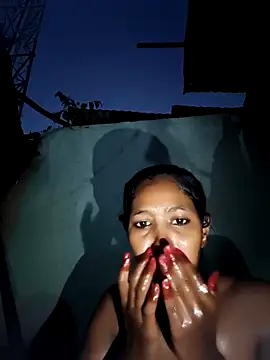 Snapshot of Fasfas2 chatting on 10/11/25, 12:58 Fasfas2 online show from 10/11/25, 12:58