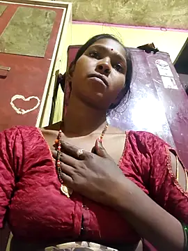 Snapshot of Fasfas2 chatting on 10/13/25, 03:34 Fasfas2 online show from 10/13/25, 03:34