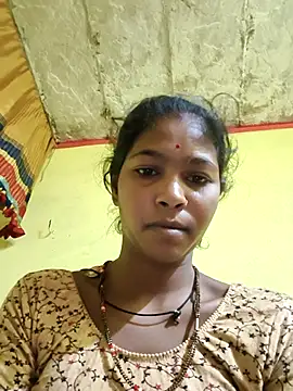 Snapshot of Fasfas2 chatting on 10/28/25, 12:36 Fasfas2 online show from 10/28/25, 12:36