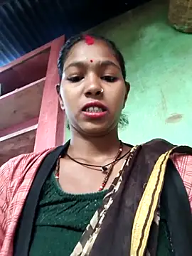 Snapshot of Fasfas2 chatting on 11/18/25, 11:14 Fasfas2 online show from 11/18/25, 11:14