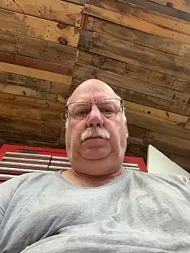 Snapshot of jimboemtp chatting on 11/22/25, 07:35 jimboemtp online show from 11/22/25, 07:35