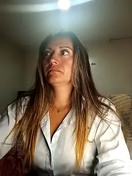 Snapshot of -AngelNova- chatting on 11/12/25, 09:58 -AngelNova- online show from 11/12/25, 09:58