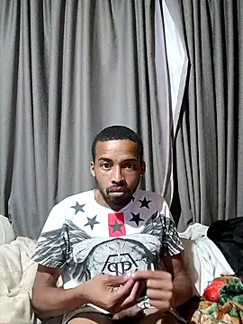 Snapshot of NBLHOTTBOYZ chatting on 10/26/25, 02:39 NBLHOTTBOYZ online show from 10/26/25, 02:39