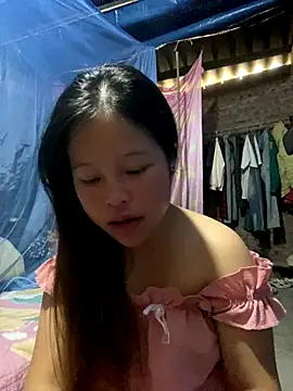 O o UwU o O online show from 11/07/25, 04:23