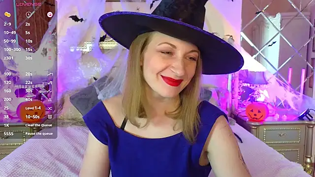 Katherine Loveau online show from 10/29/25, 10:50