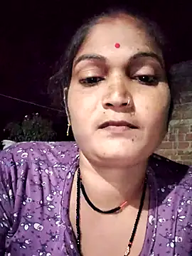 Kavya hot online show from 10/11/25, 04:05