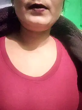 Kavya hot online show from 11/25/25, 04:18