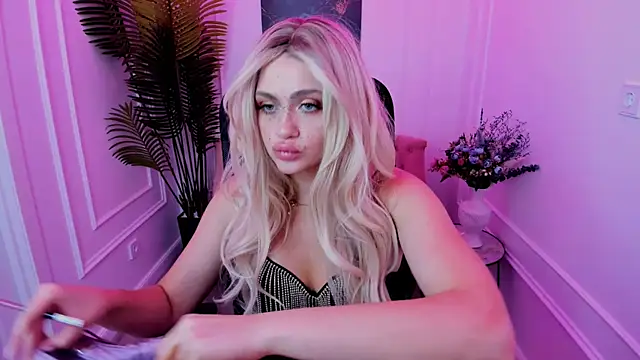 LeslieMineg online show from 09/10/25, 02:28