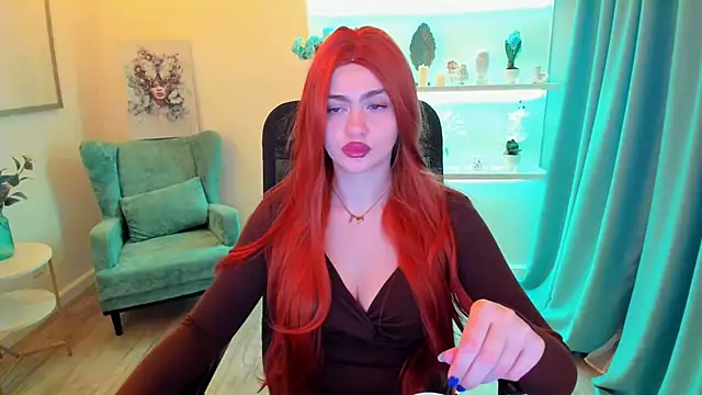 LeslieMineg online show from 10/13/25, 11:43